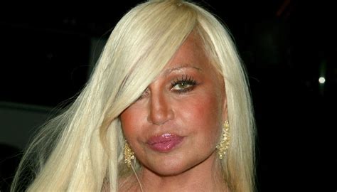 donatella versace perchè è cambiata|donatella versace wikipedia.